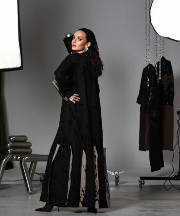 Ruffles Black